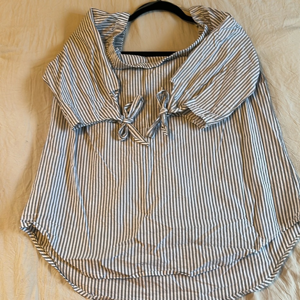Women’s blouse